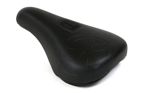 Cult AK V2 Pivotal seat