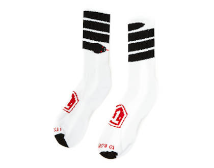 T1 snake stripe socks